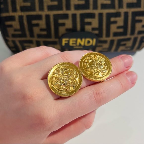 Vintage FENDI GOLD EARRINGS
Janus Coin Round Earrings Gold
Neoclassical - Picture 6 of 6